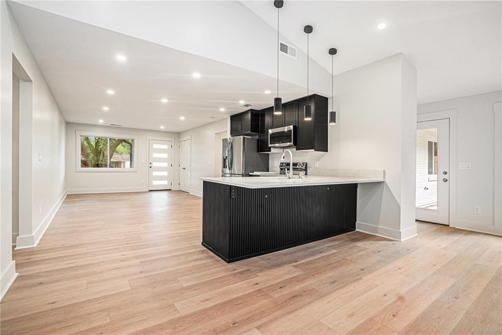 3052 Brook Drive
