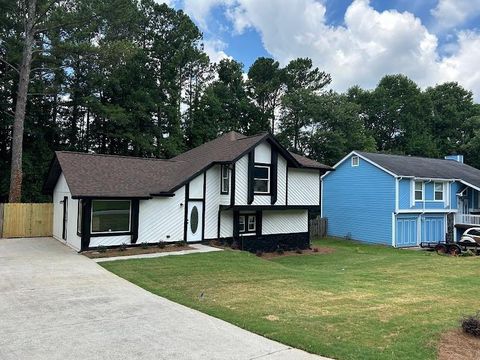 A home in Ellenwood