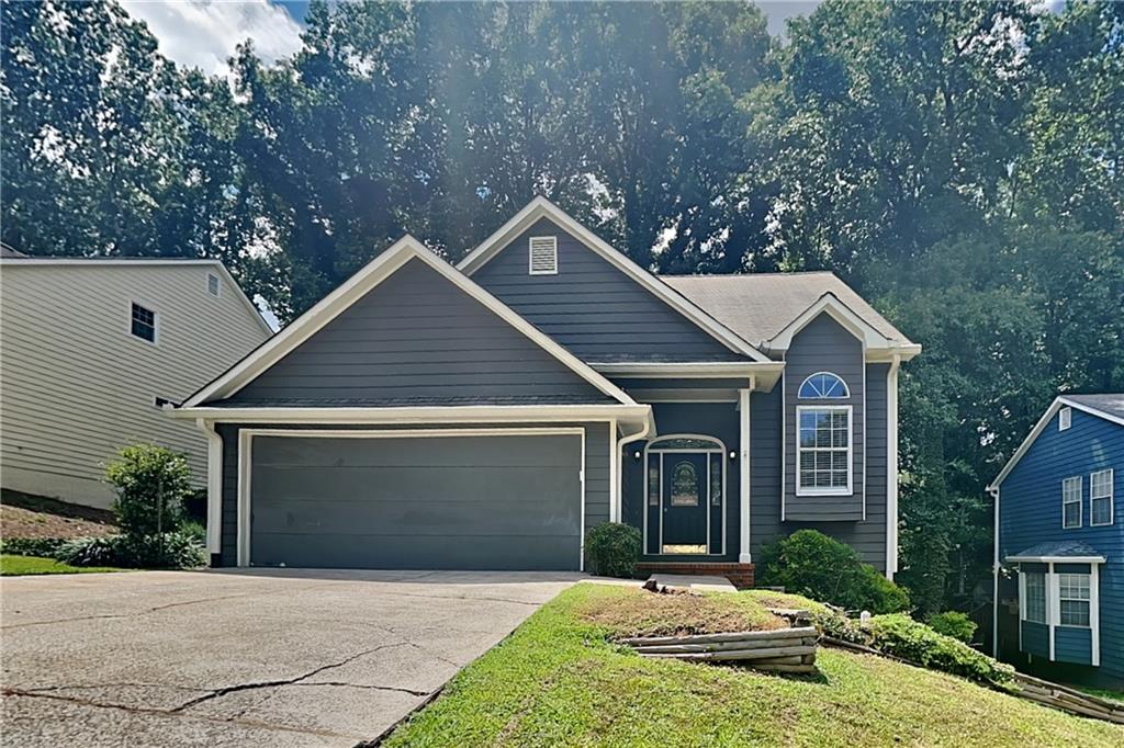 Charming 3 bed, 2.5 bath, 2,238 sqft home in Kennesaw! Open kitchen concept with updated counters and a spacious living room. Primary suite with attached bathroom. Spacious backyard, great for gatherings! Pets accepted on a case by case basis. Additional admin fees apply. The Fireplace is decorative. Schedule your showing today! This home is as-is.
LEASE TERM:1-2 years
This home may be located within a Homeowners Association (HOA) community. If so, residents will be responsible for adhering to all HOA rules and regulations. Please contact your agent or landlord's agent for more information.
DISCLAIMER: Cobb County has certain restrictions on the number and relationship of occupants living in single family homes. All prospective tenants represent that they have reviewed, understand and shall comply with such restrictions.