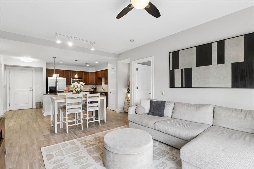200 River Vista Drive 541
