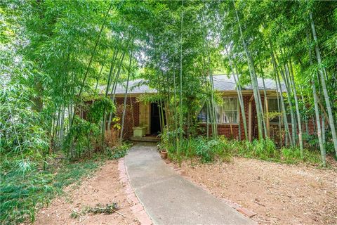 586 Lakeshore Drive NE Atlanta GA 30307