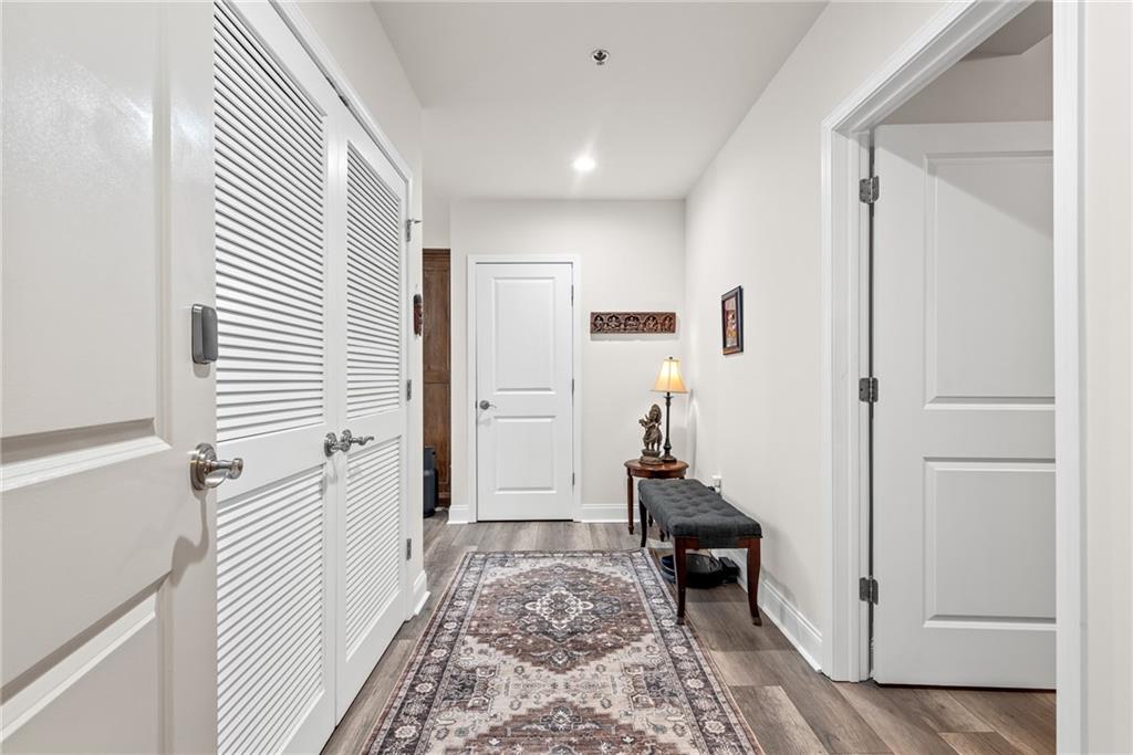 270 17th Street NW 3806