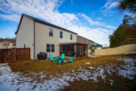 A home in Fairburn