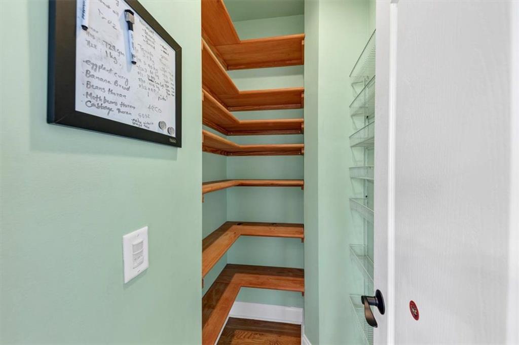 10890 Regal Forest Drive, Suwanee, Georgia image 37