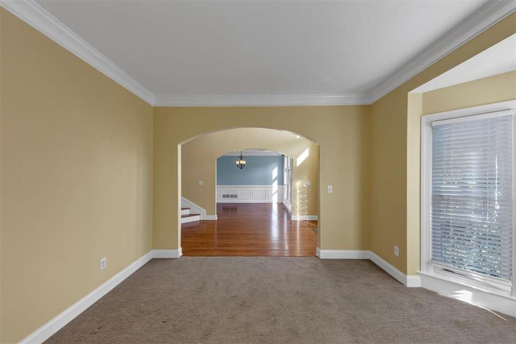10890 Regal Forest Drive, Suwanee, Georgia image 11