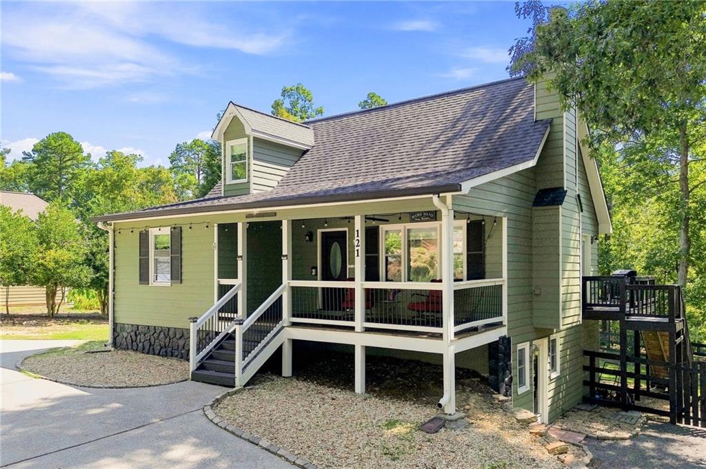 121 Maple Court