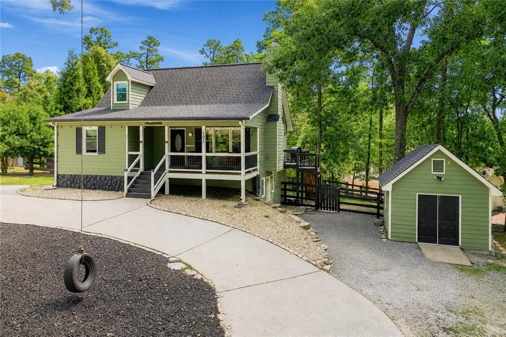 121 Maple Court