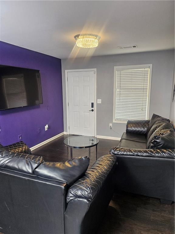 6635 King George Way