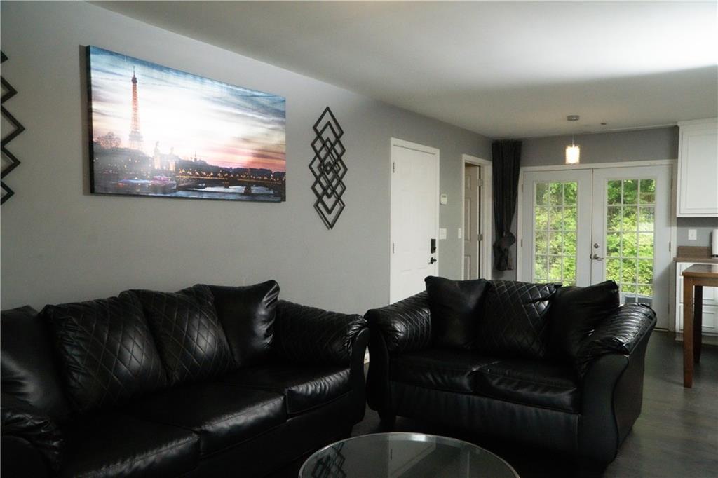 6635 King George Way