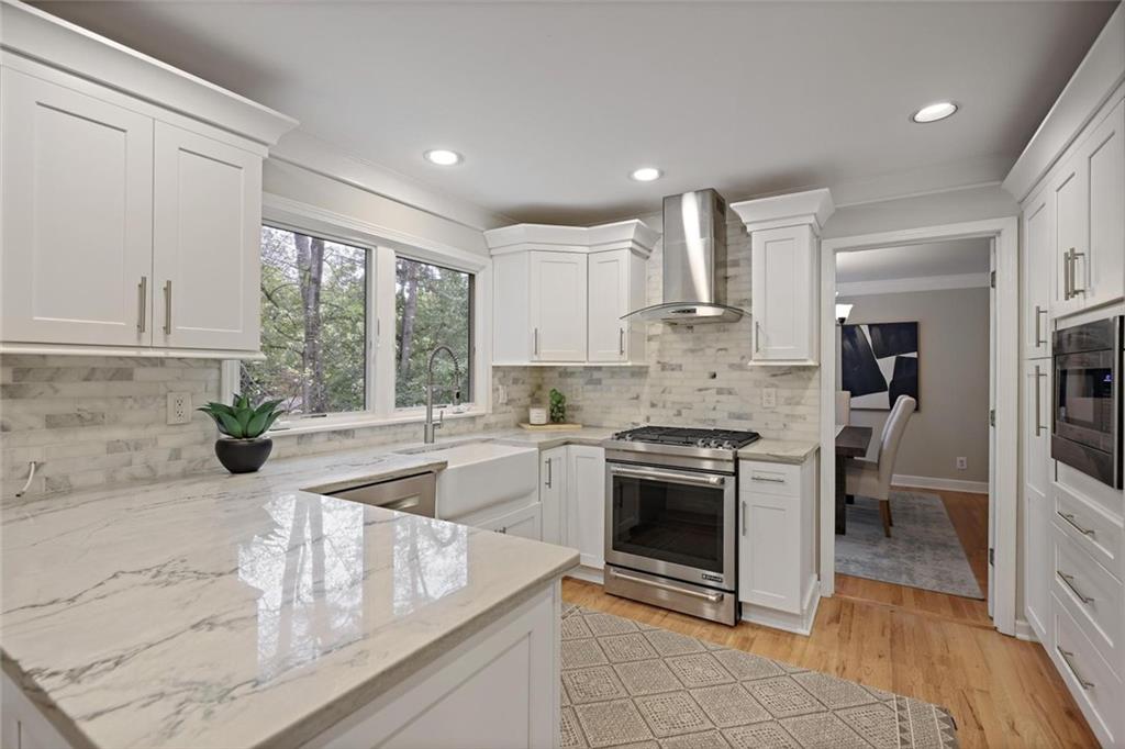 HIDDEN BRANCHES - Residential