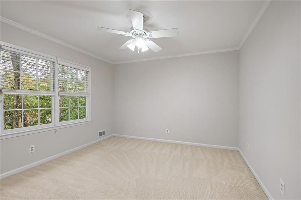 HIDDEN BRANCHES - Residential