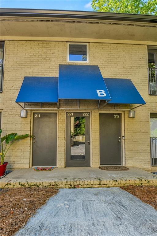 2023 Oakview Road SE 222