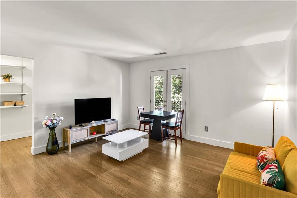 2023 Oakview Road SE 222