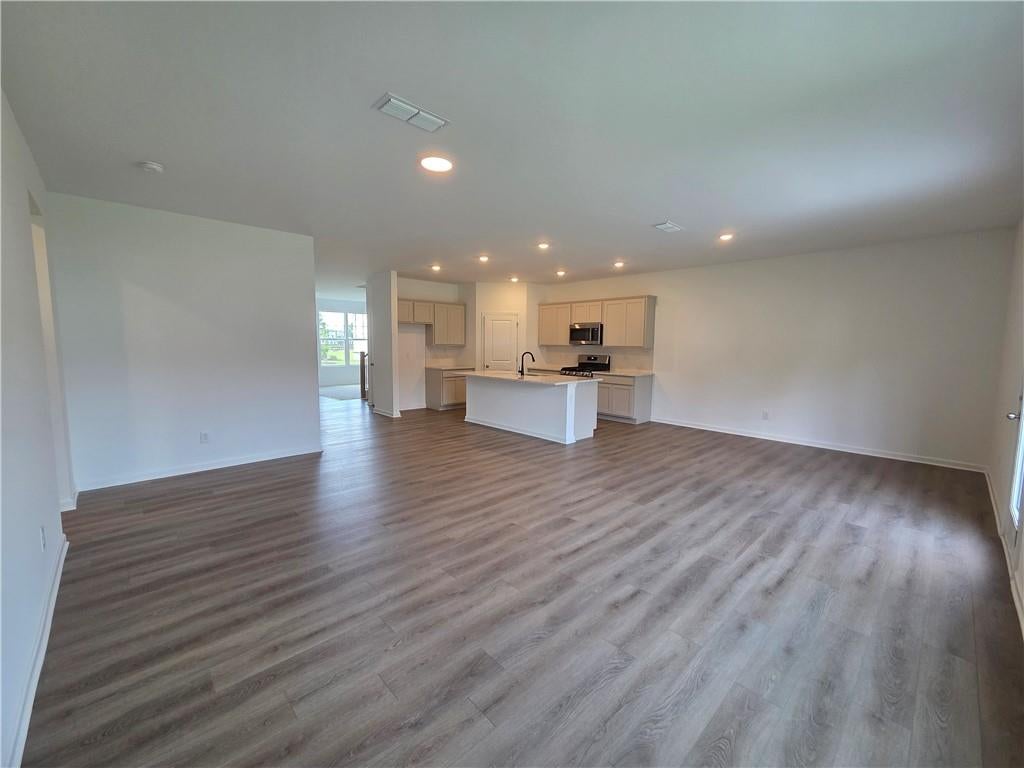 7297 Eton Lane
