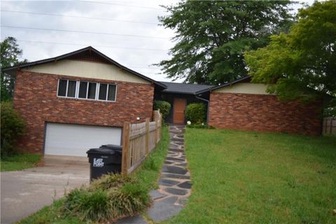 2461 Mcalpin Terrace Atlanta GA 30344