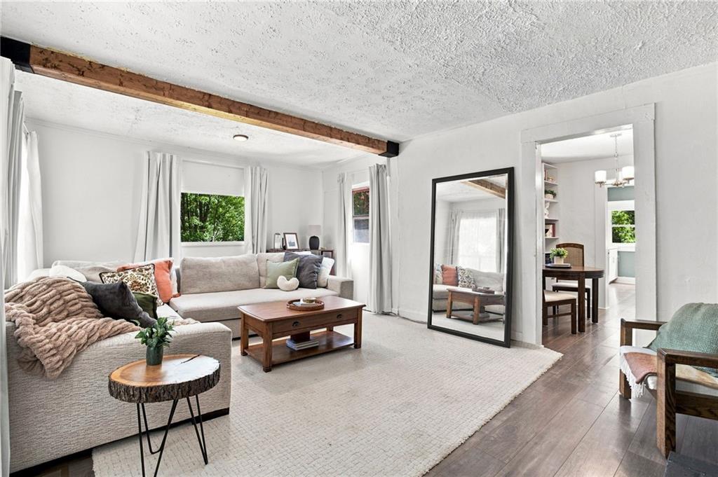 3383 Lawrence St