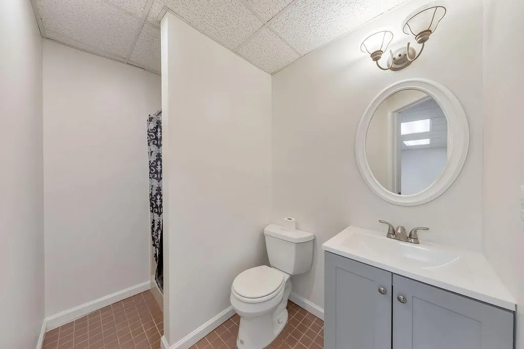 Marietta, Georgia 30066, United States, 4 Bedrooms Bedrooms, ,4 BathroomsBathrooms,Residential,Coming Soon,181164