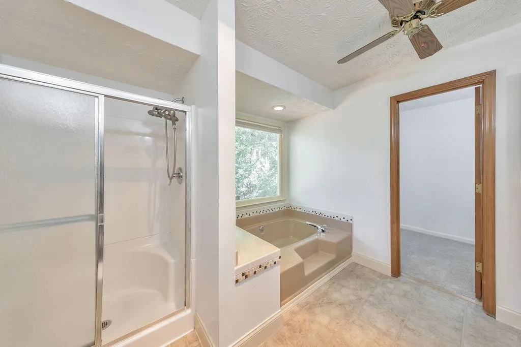 Marietta, Georgia 30066, United States, 4 Bedrooms Bedrooms, ,4 BathroomsBathrooms,Residential,Coming Soon,181164