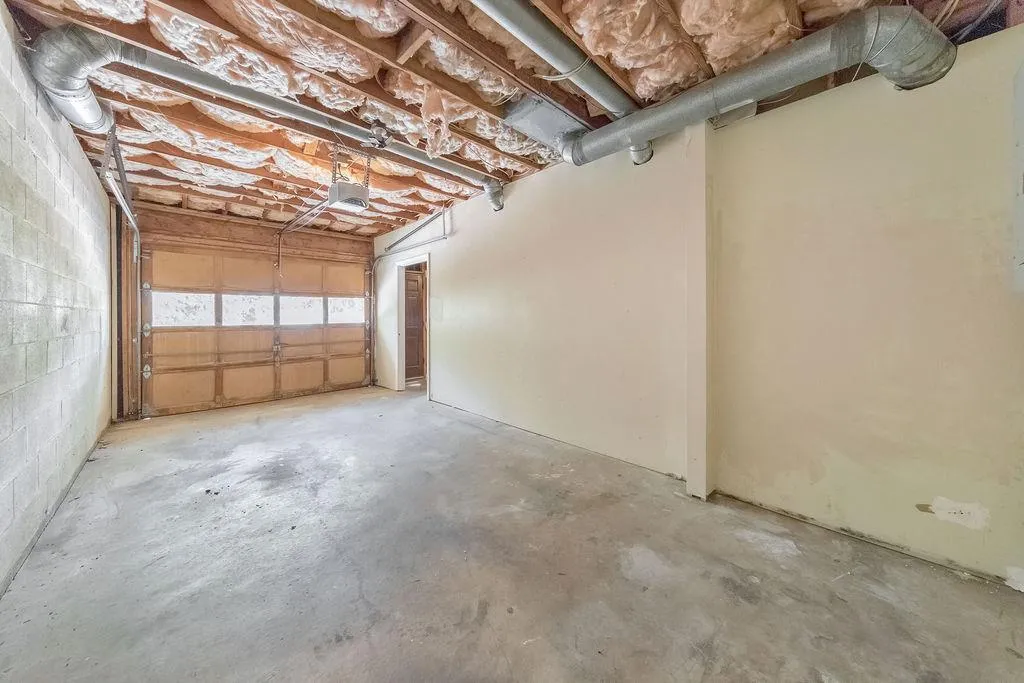 Marietta, Georgia 30066, United States, 4 Bedrooms Bedrooms, ,4 BathroomsBathrooms,Residential,Coming Soon,181164