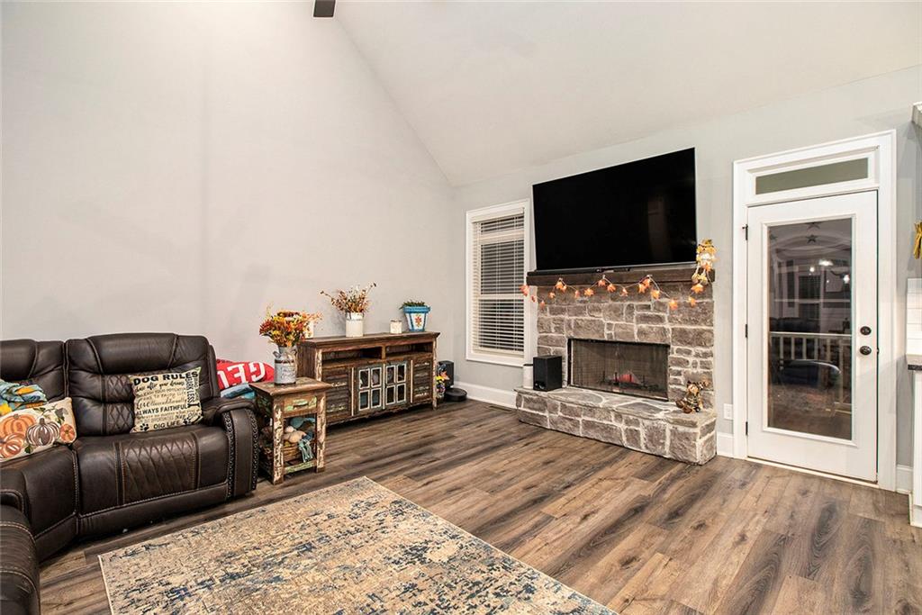 GRIFFIN MANOR - Residential