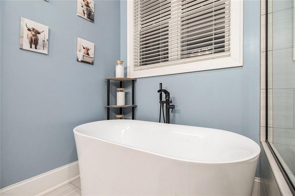 GRIFFIN MANOR - Residential