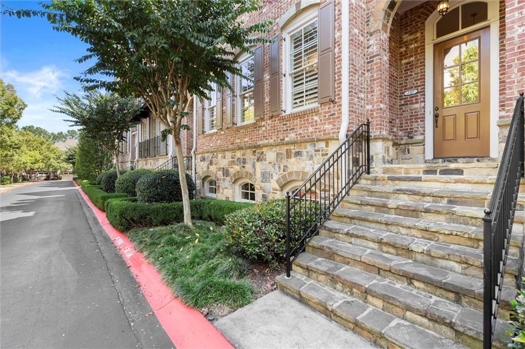 2317 Saint Davids Square NW 12