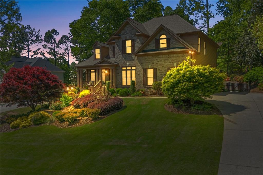 5725 Lake Oak Landing