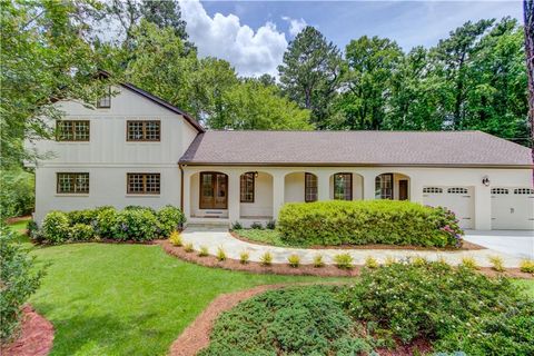 Photo of 770 Crest Valley Drive, Sandy Springs, GA 30327 (MLS # 7600488)