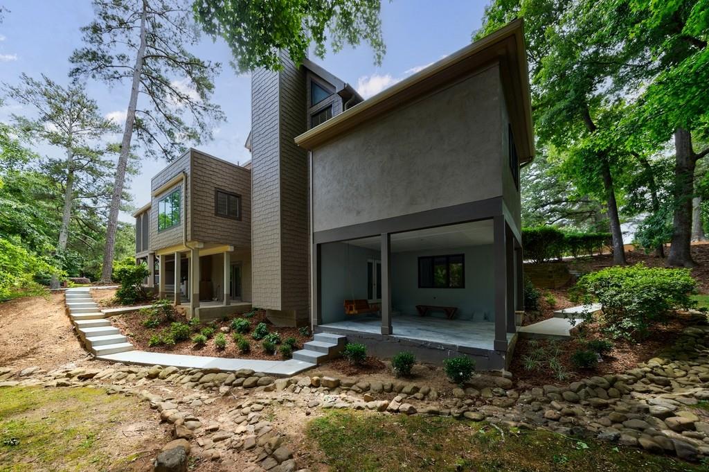 Atlanta Country Club - Residential Lease