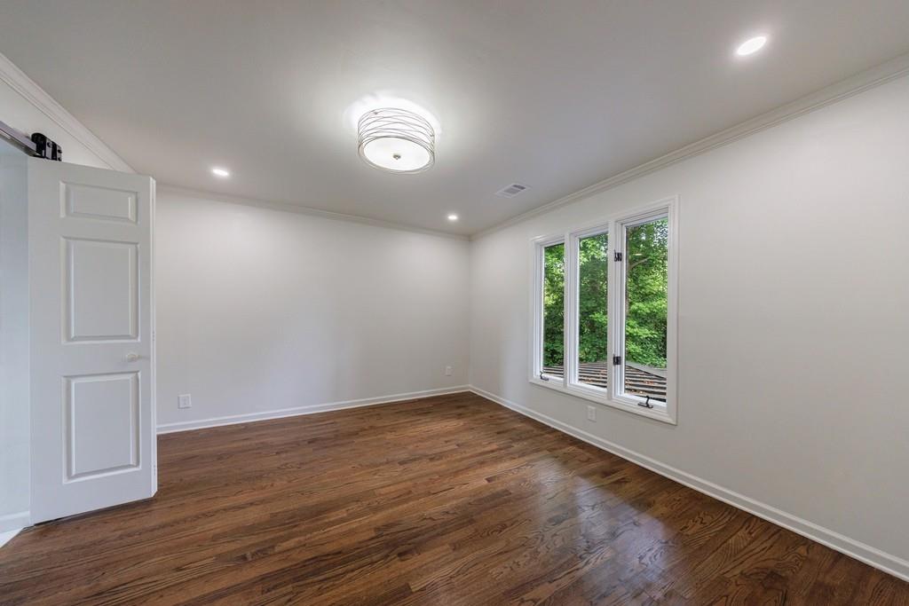 Atlanta Country Club - Residential Lease
