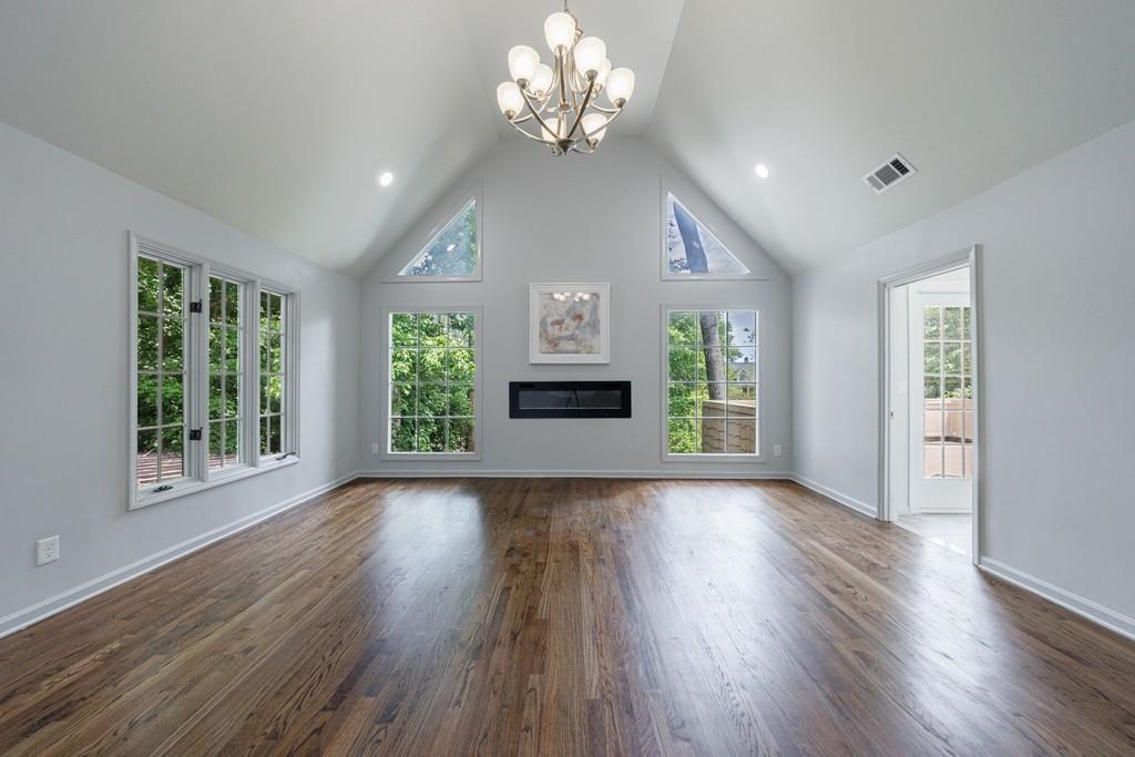 Atlanta Country Club - Residential Lease