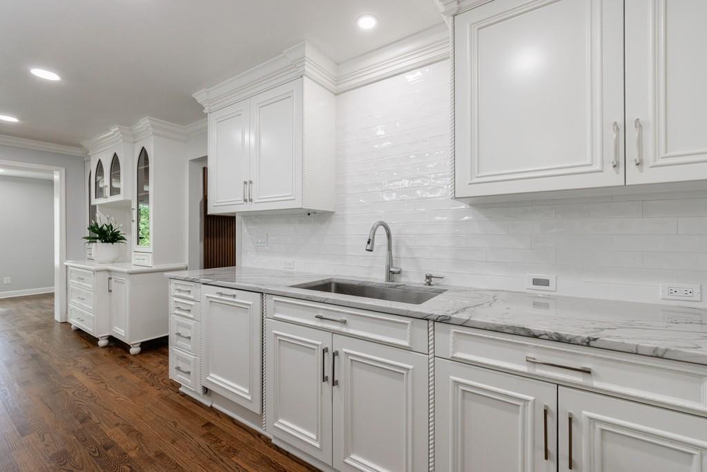 Atlanta Country Club - Residential Lease