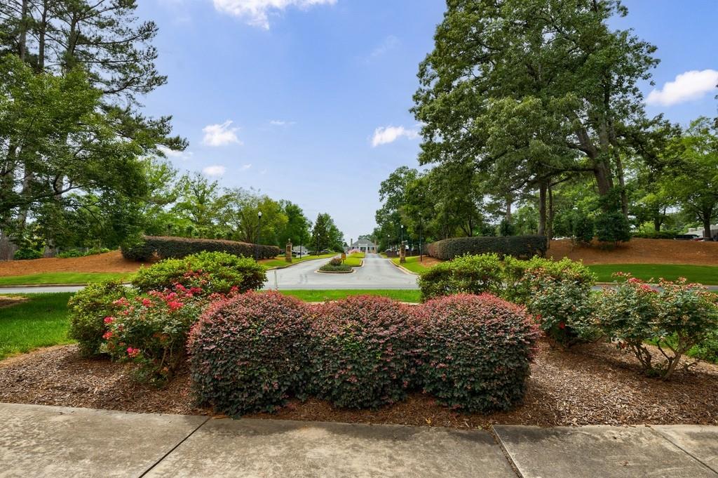 Atlanta Country Club - Residential Lease