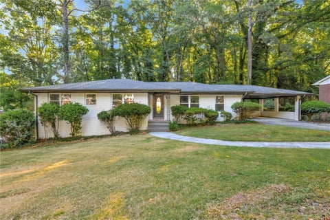 Homes For Sale - 1544 Austin Road<br/> Atlanta, GA 30331