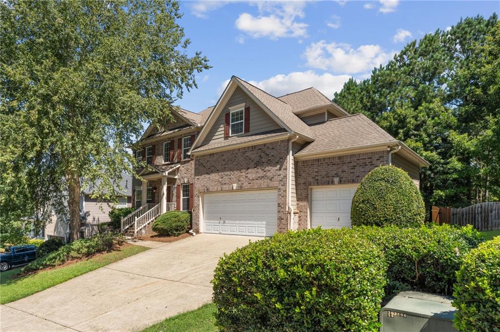 208 Sawtooth Court