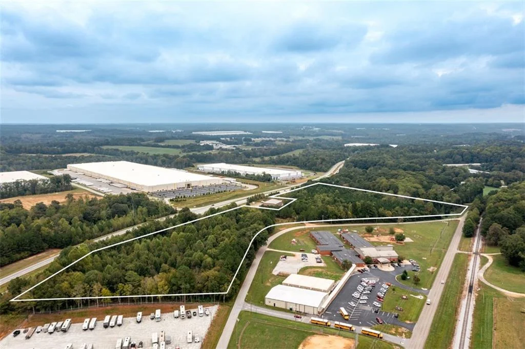1 Point Drive, Pendergrass, GA, 30575