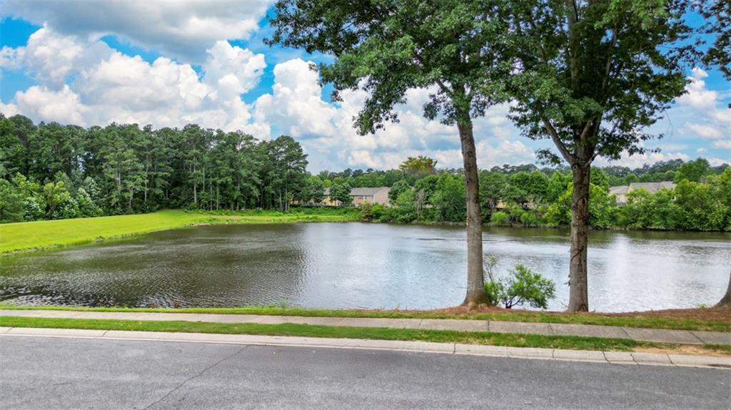 Waterside at Ellison Lakes Townhomes - Residential
