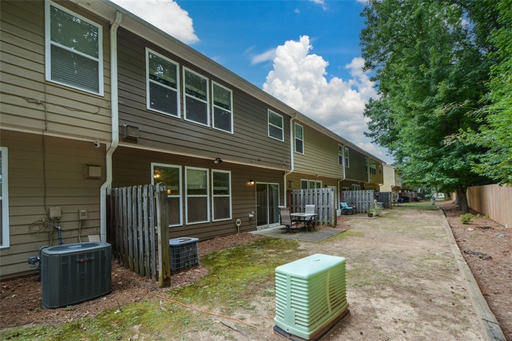 Waterside at Ellison Lakes Townhomes - Residential