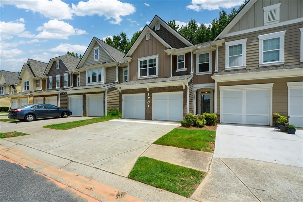 Waterside at Ellison Lakes Townhomes - Residential