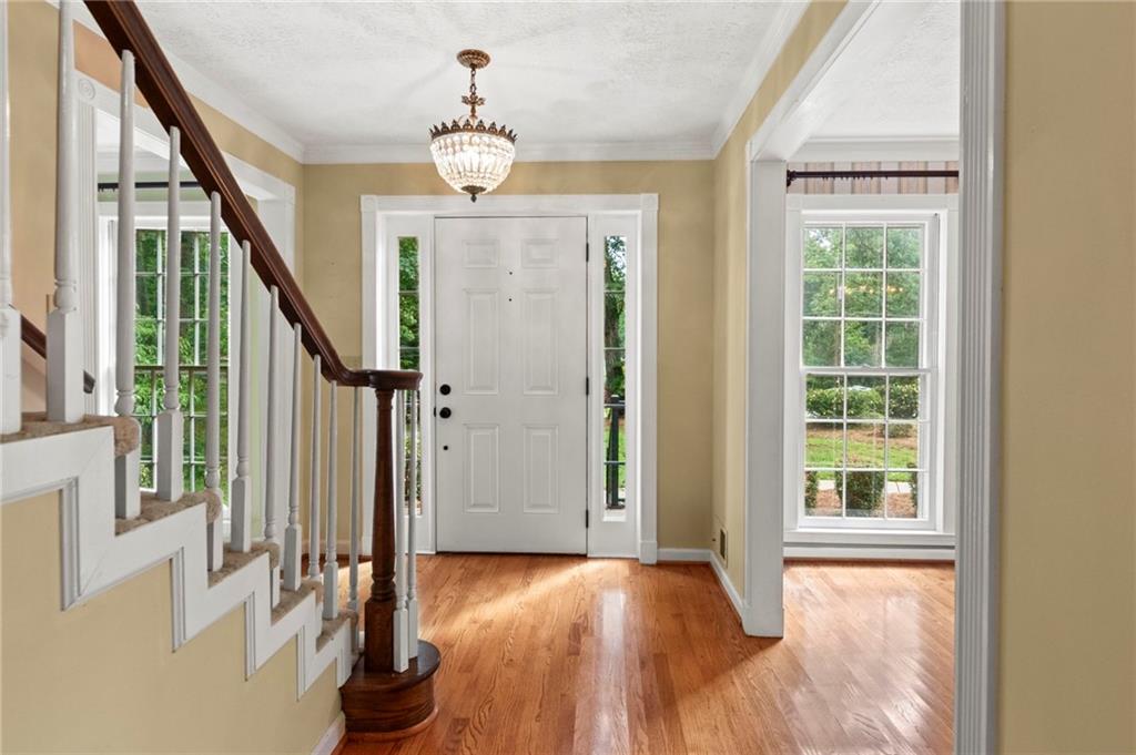 4352 White Oak Drive