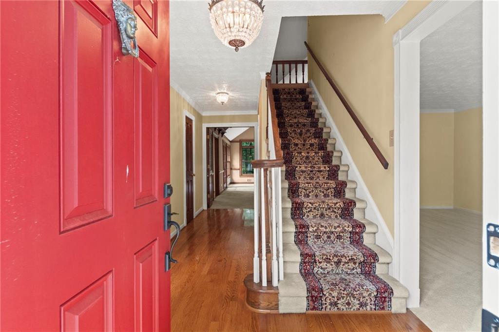 4352 White Oak Drive