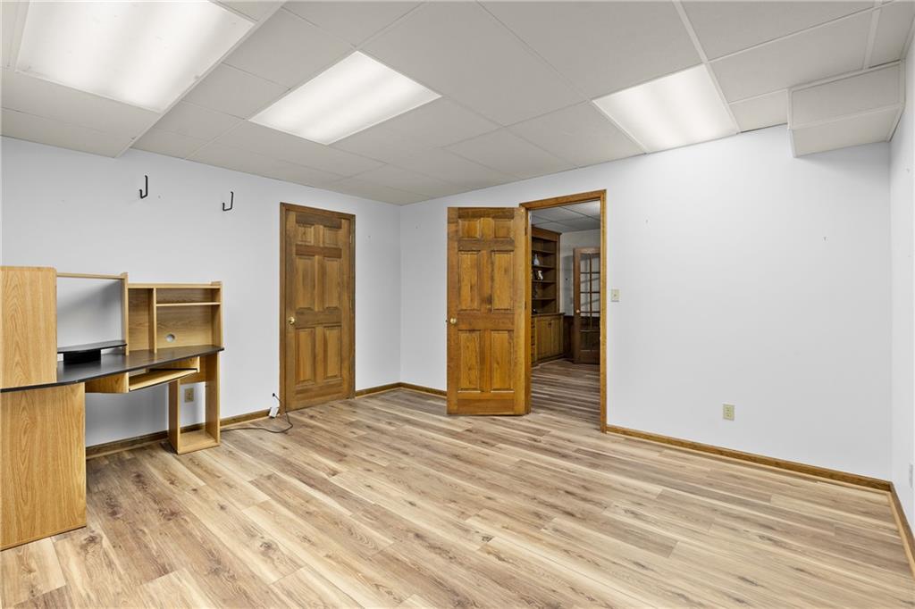 1015 Brooksglen Drive, Roswell, Georgia image 42