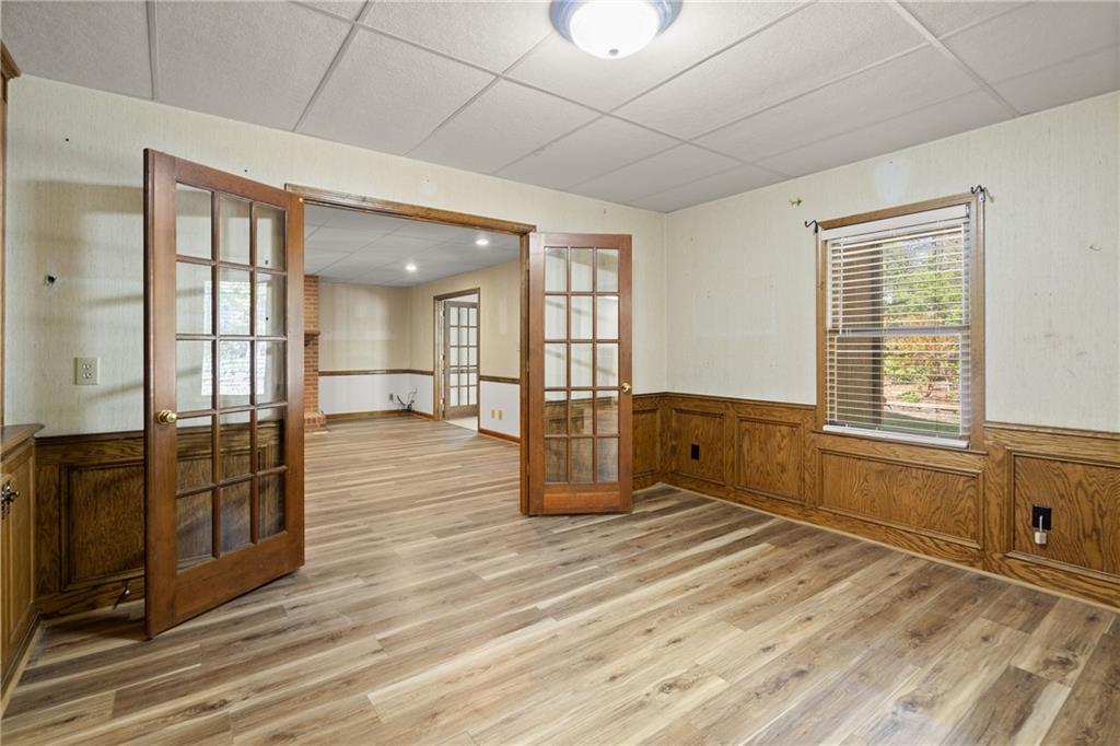 1015 Brooksglen Drive, Roswell, Georgia image 38