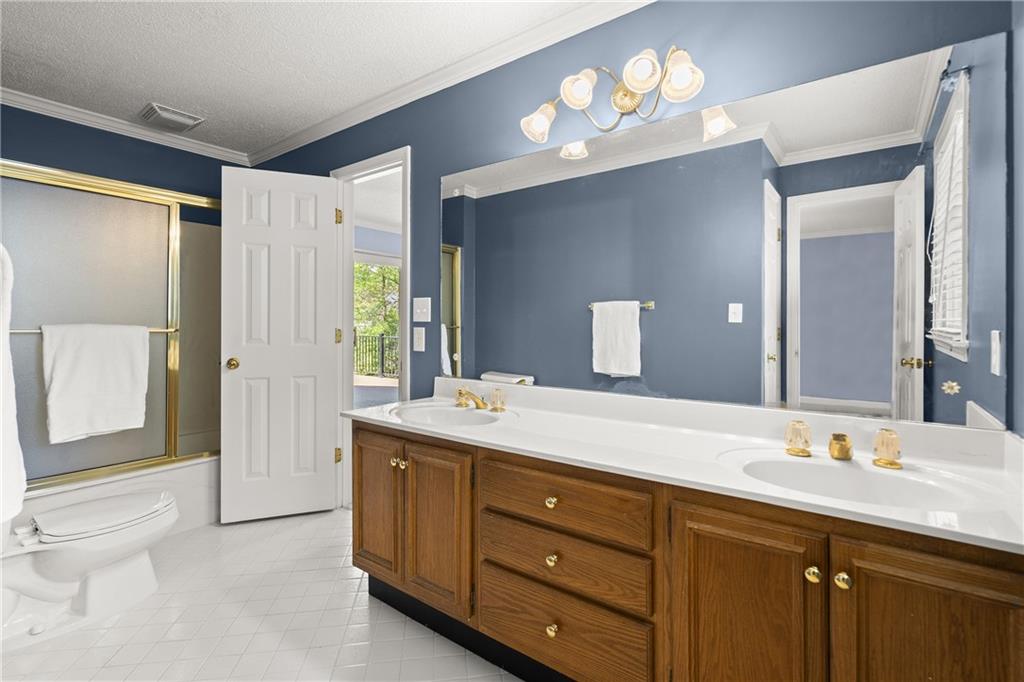 1015 Brooksglen Drive, Roswell, Georgia image 23