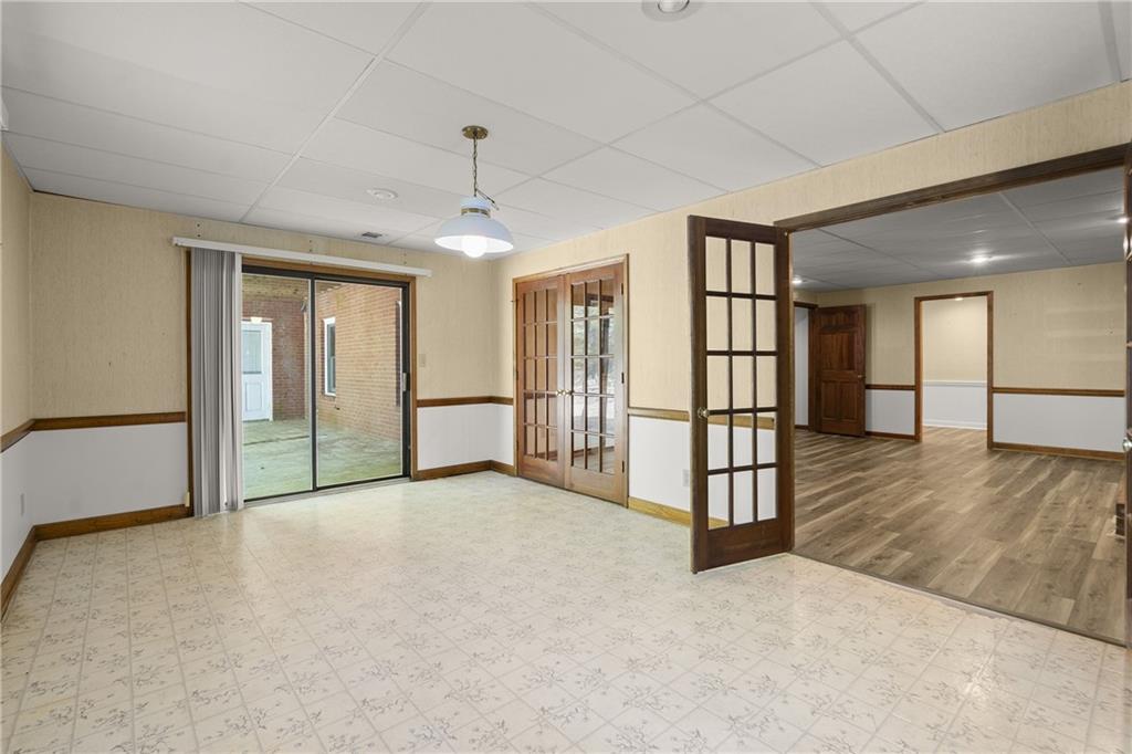 1015 Brooksglen Drive, Roswell, Georgia image 36