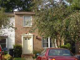 No Monthly HOA Fees!!! Fenced in backyard. Parking for 4 cars. Really convenient to Super Wal-Mart, tons of restaurant & shopping. NEW CARPET, NEW ROOF, NEWLY PAINTED, NEW FRENCH DOORS. SELLER TO CONTRIBUTE $3000 TOWARDS CLOSING FOR CLOSING BY 9-28-2007