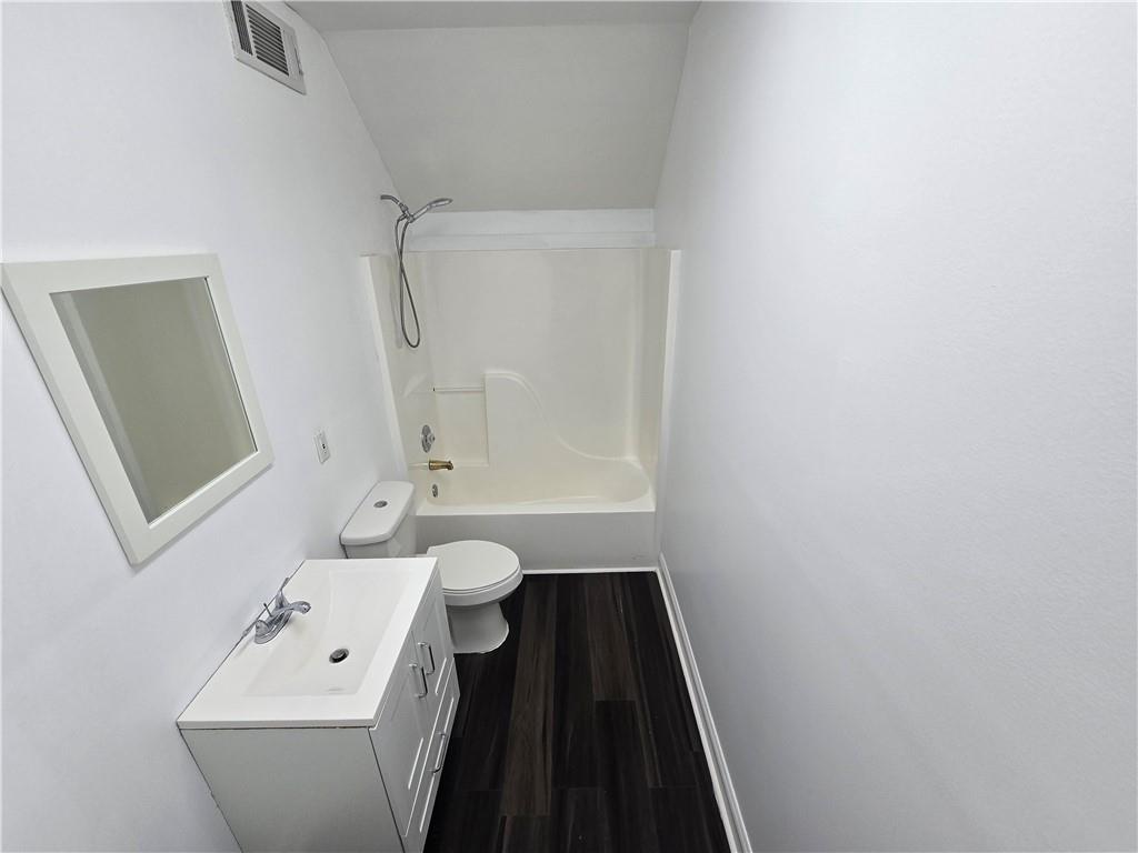 SouthHampton at Springbrook - Residential