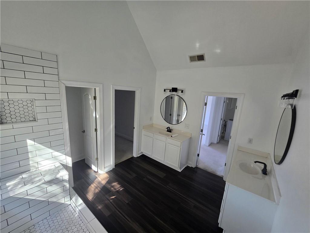 SouthHampton at Springbrook - Residential