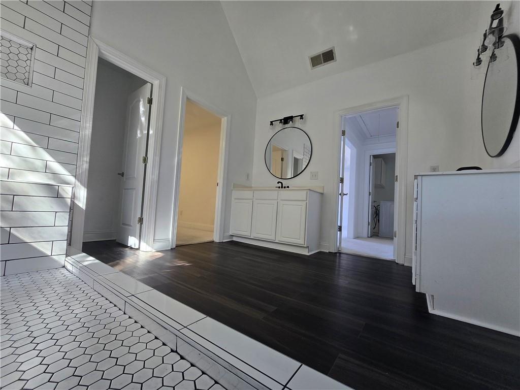 SouthHampton at Springbrook - Residential