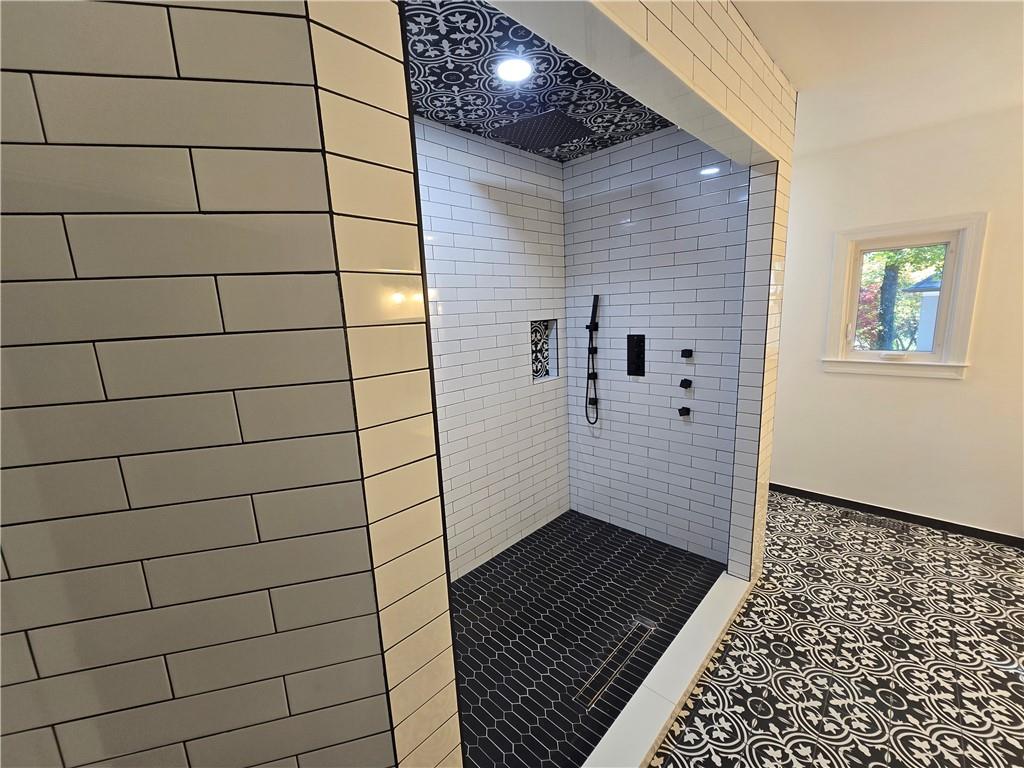 SouthHampton at Springbrook - Residential